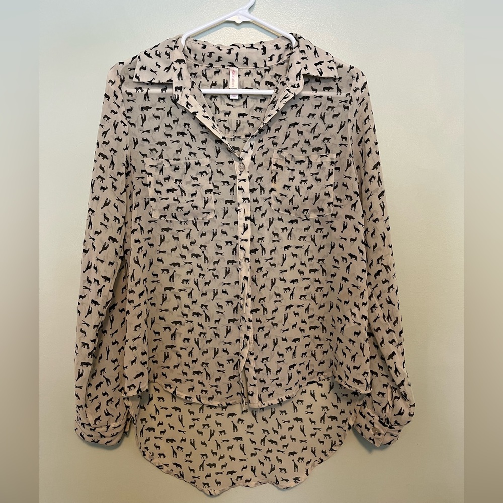Xhiliration Animal Print Blouse